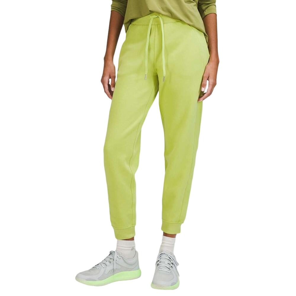 Lululemon Scuba High Rise Jogger Women's Size 6 in Wasabi Lightweight Breathable
